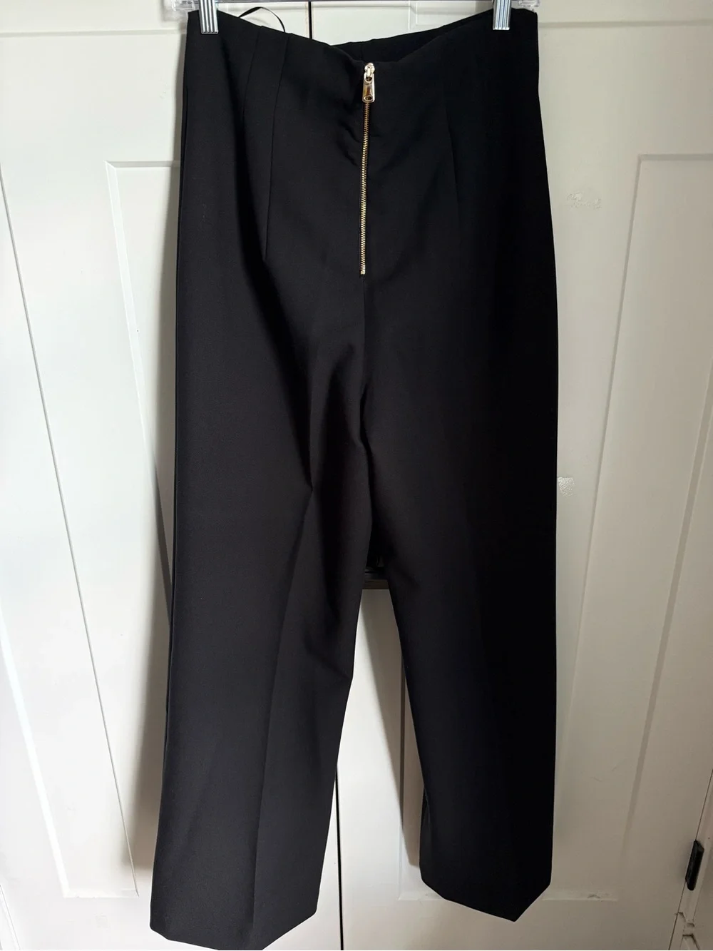 NWT Zara Black High-Waist Wide-Leg Trousers with Gold Zip size L.
